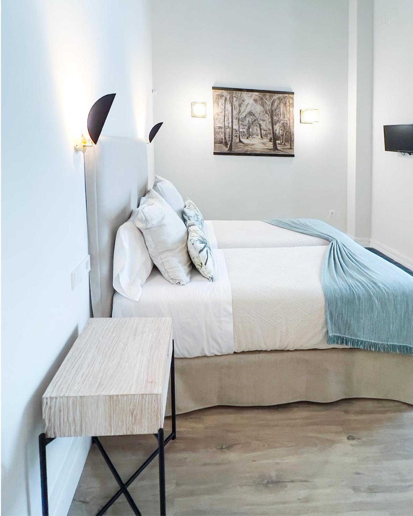The Honest Hotel & Apartments Sevilla Bagian luar foto